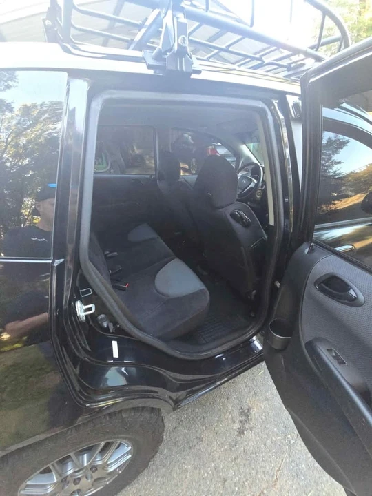 2007 Honda Fit - Image 8 of 10