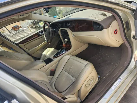2007 Jaguar XJ8L