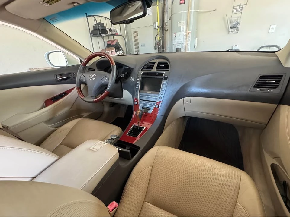 2007 Lexus ES 5th Gen - Image 5 of 8