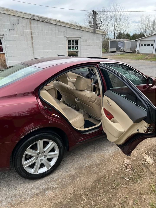 2007 Lexus ES 5th Gen - Image 8 of 10