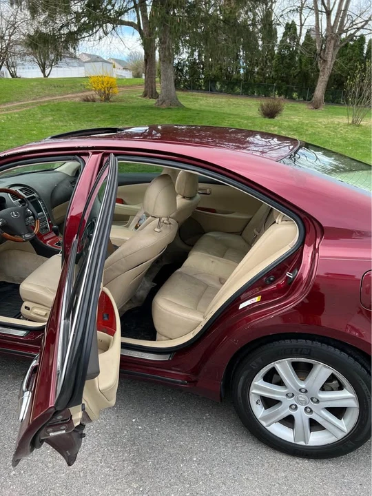 2007 Lexus ES 5th Gen - Image 7 of 10