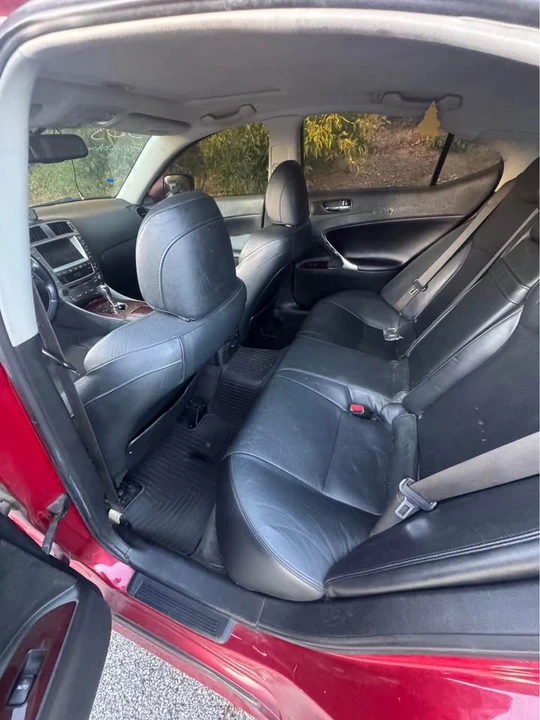 2007 Lexus IS 2nd Gen - Image 5 of 10