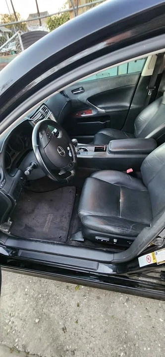 2007 Lexus IS 2nd Gen - Image 4 of 9