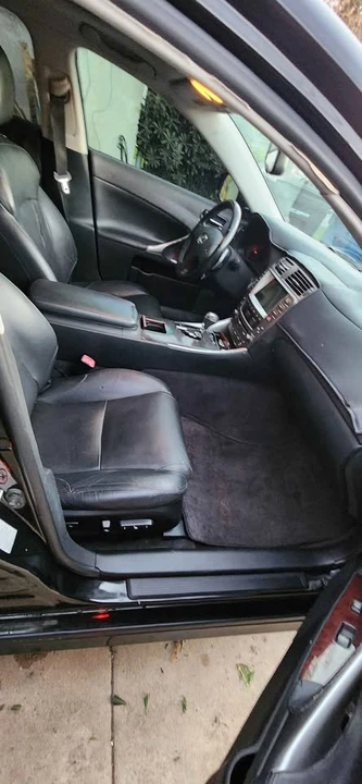 2007 Lexus IS 2nd Gen - Image 8 of 9