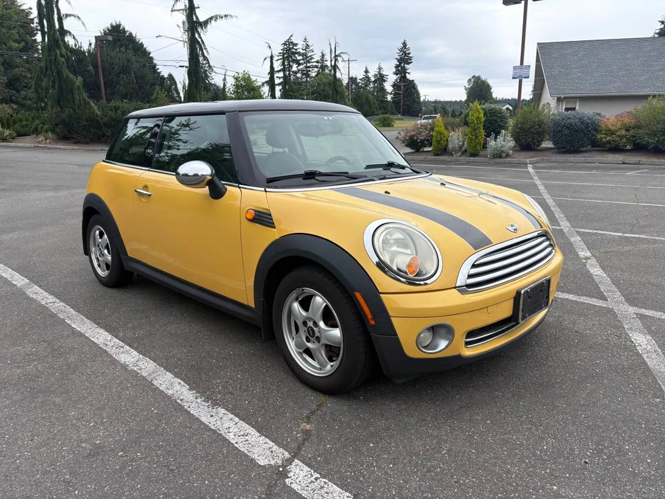 2007 Mini Mini 2nd Gen - Image 2 of 6
