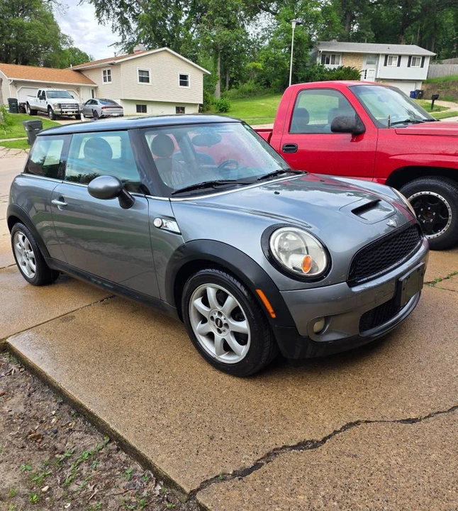 2007 Mini Mini 2nd Gen - Image 2 of 10