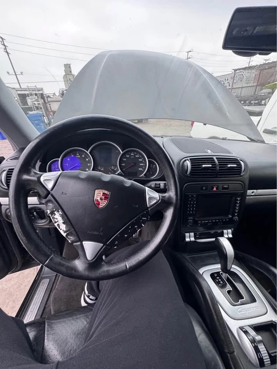 2007 Porsche 955/957 Cayenne Turbo - Image 9 of 10