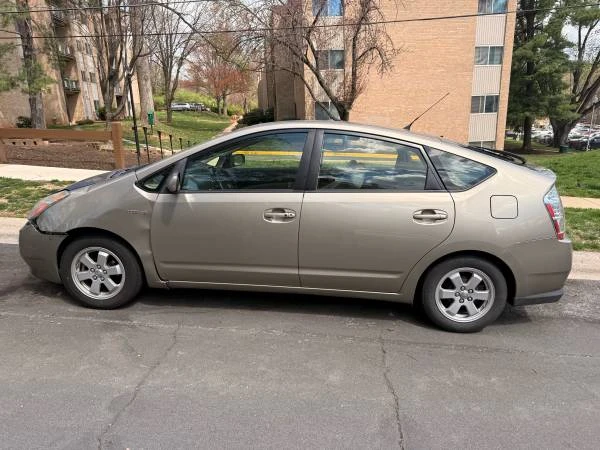 2007 Toyota Prius 2nd Gen - Image 2 of 5