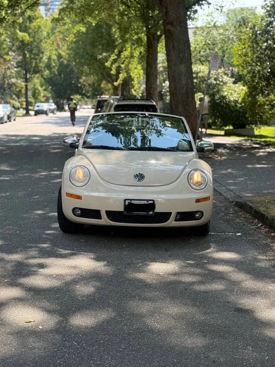2007 Volkswagen New Beetle - Image 6 of 13