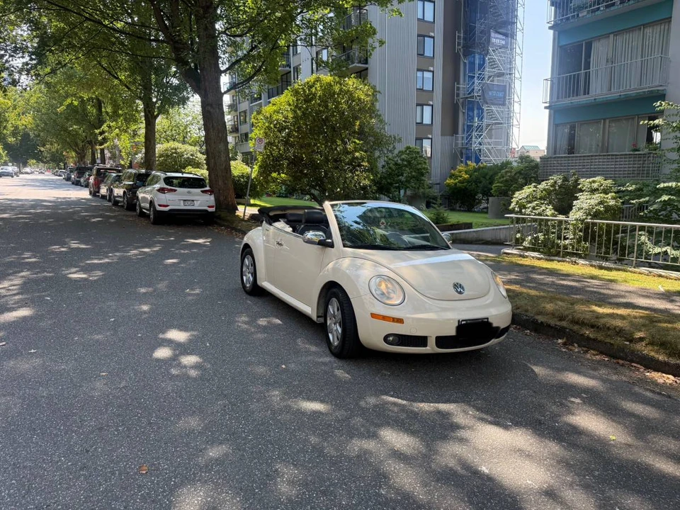 2007 Volkswagen New Beetle - Image 7 of 13