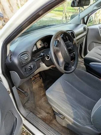 2007 Chrysler Town & Country - Image 7 of 9
