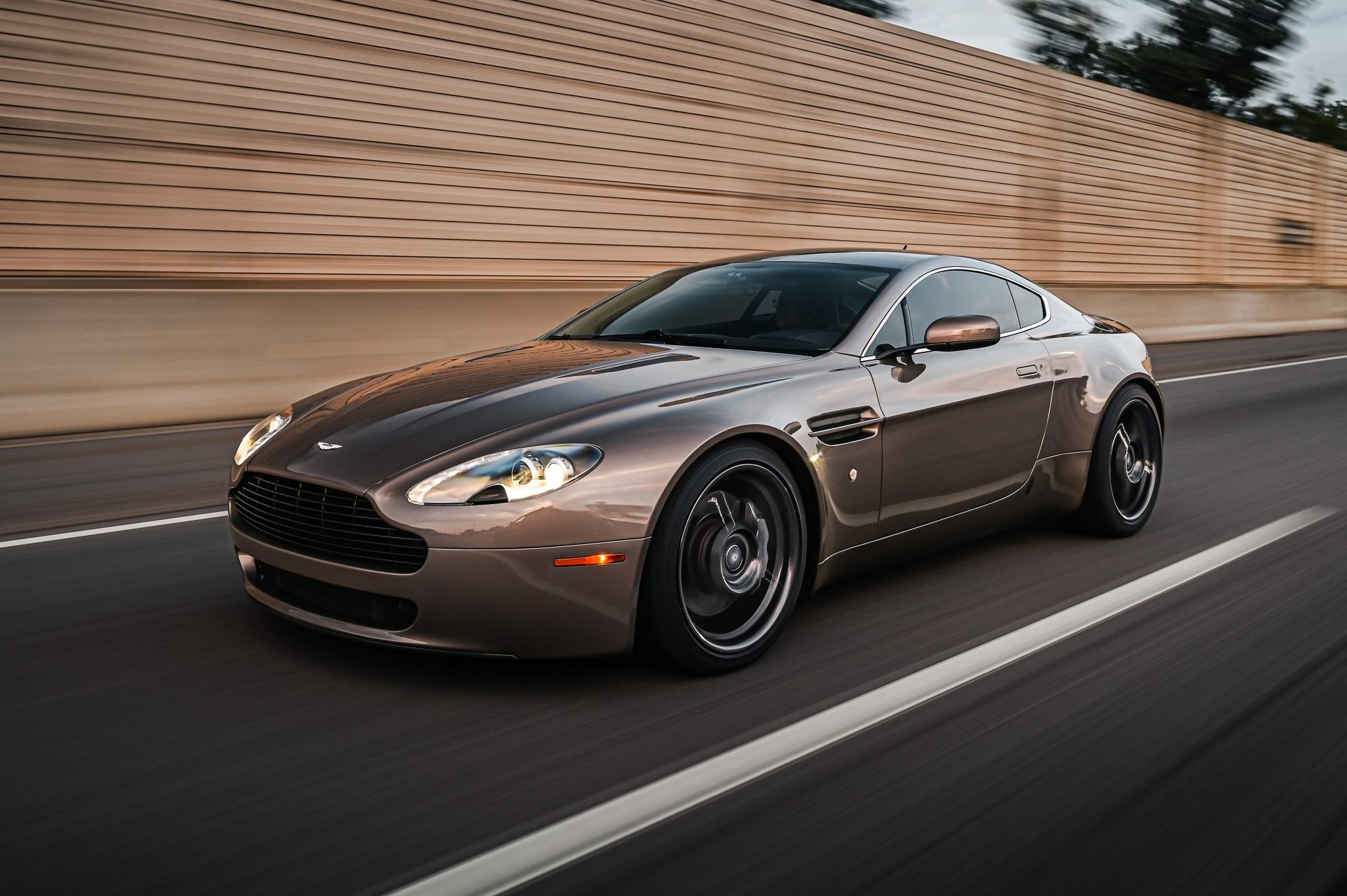 36k-Mile 2007 Aston Martin V8 Vantage Coupe 6-Speed