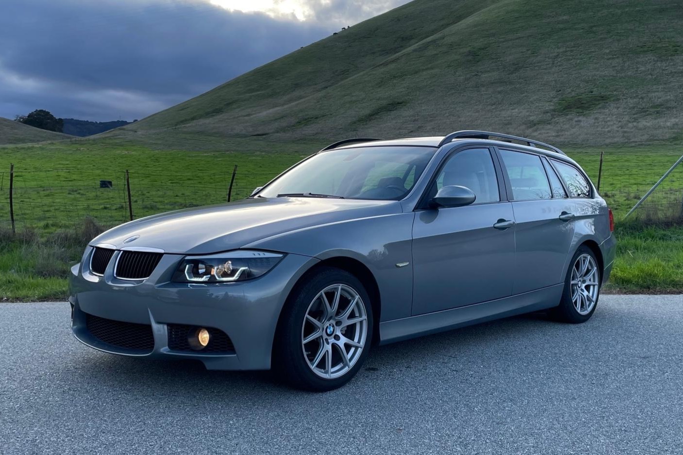 2007 BMW 328i Sports Wagon 6-Speed