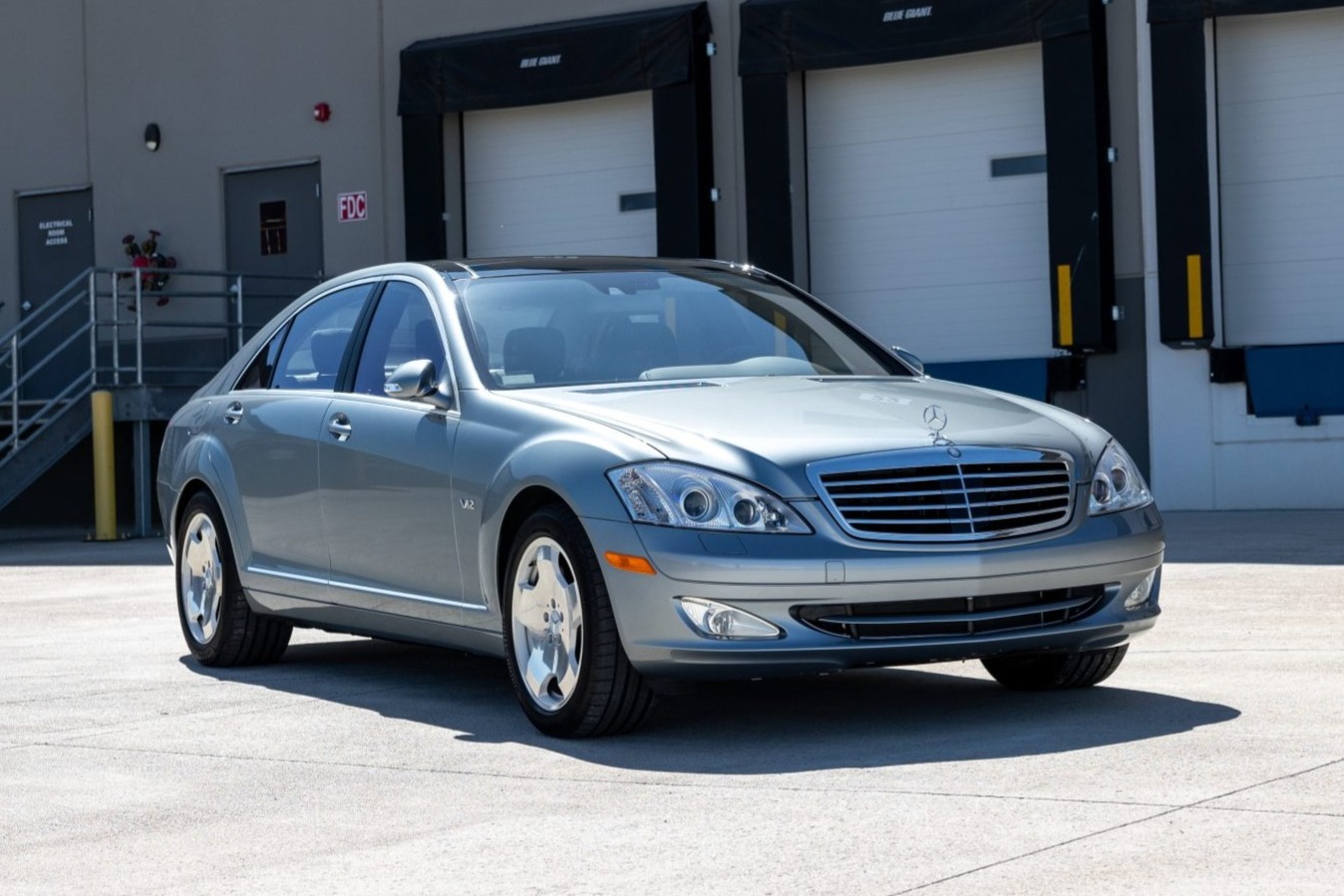 1,700-Mile 2007 Mercedes-Benz S600