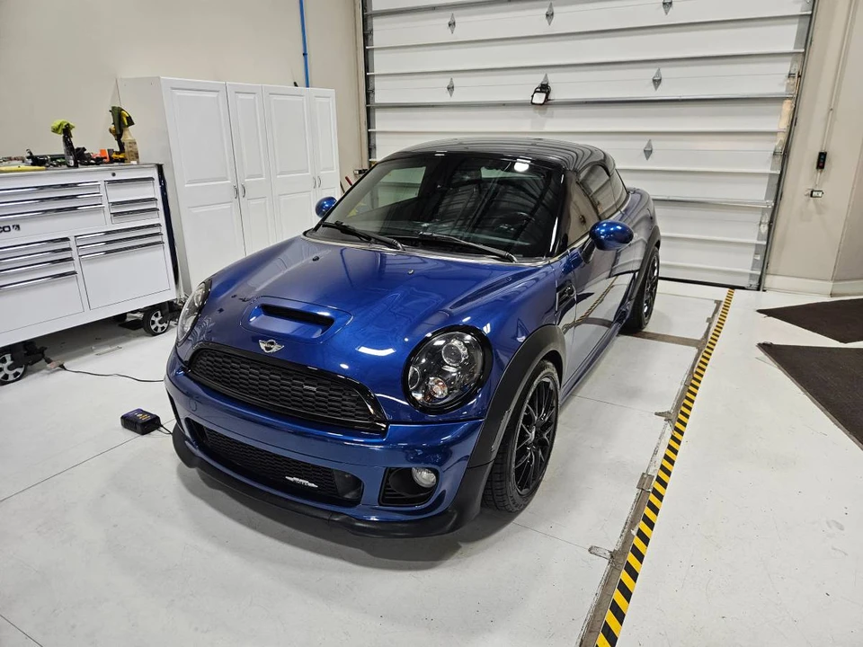 2010 Mini Mini 2nd Gen - Image 4 of 12