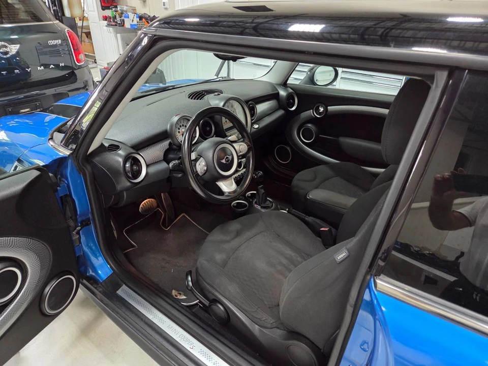 2010 Mini Mini 2nd Gen - Image 10 of 15