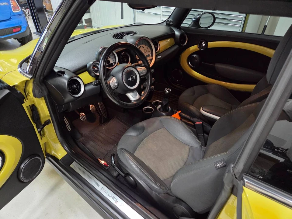 2010 Mini Mini 2nd Gen - Image 13 of 21