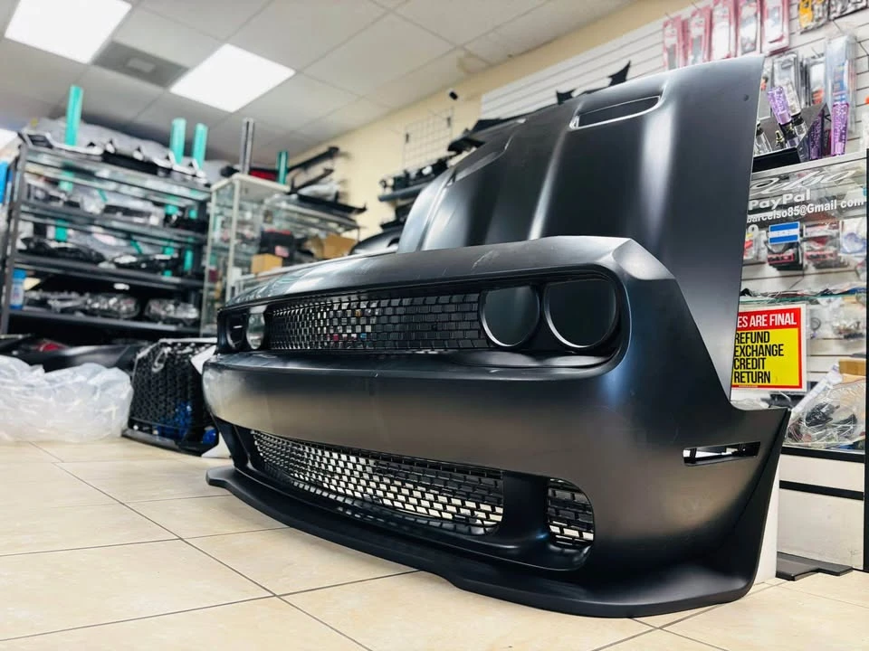 2008 Dodge Challenger 3rd Gen - Image 2 of 2