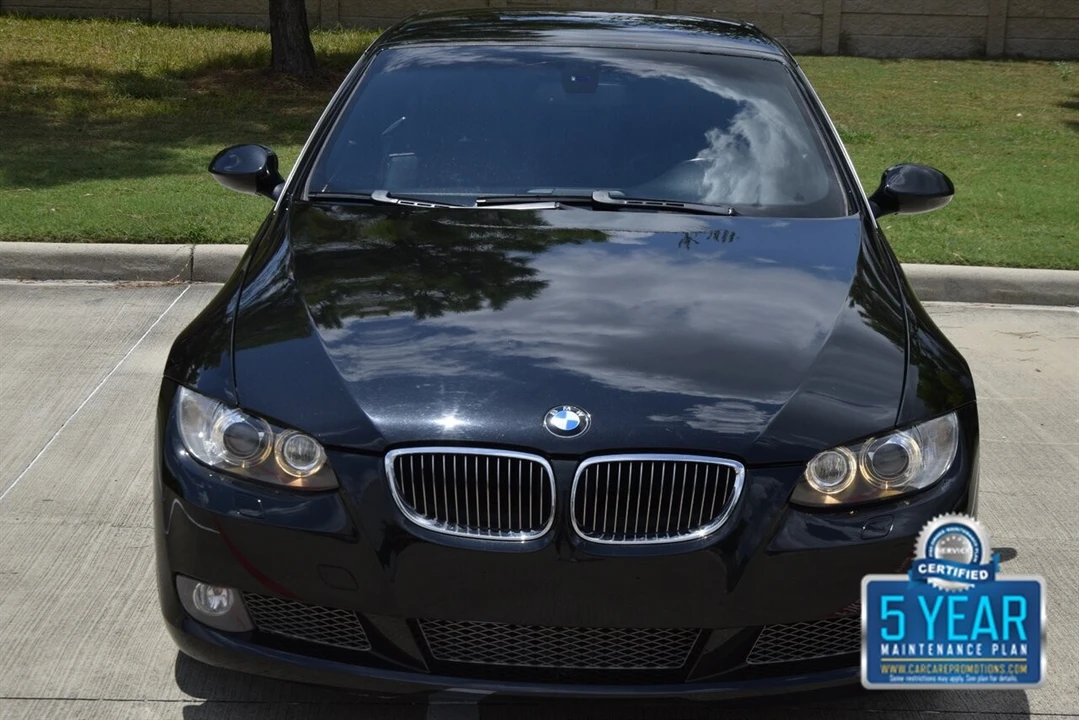 2008 BMW E93 335i Convertible - Image 3 of 4