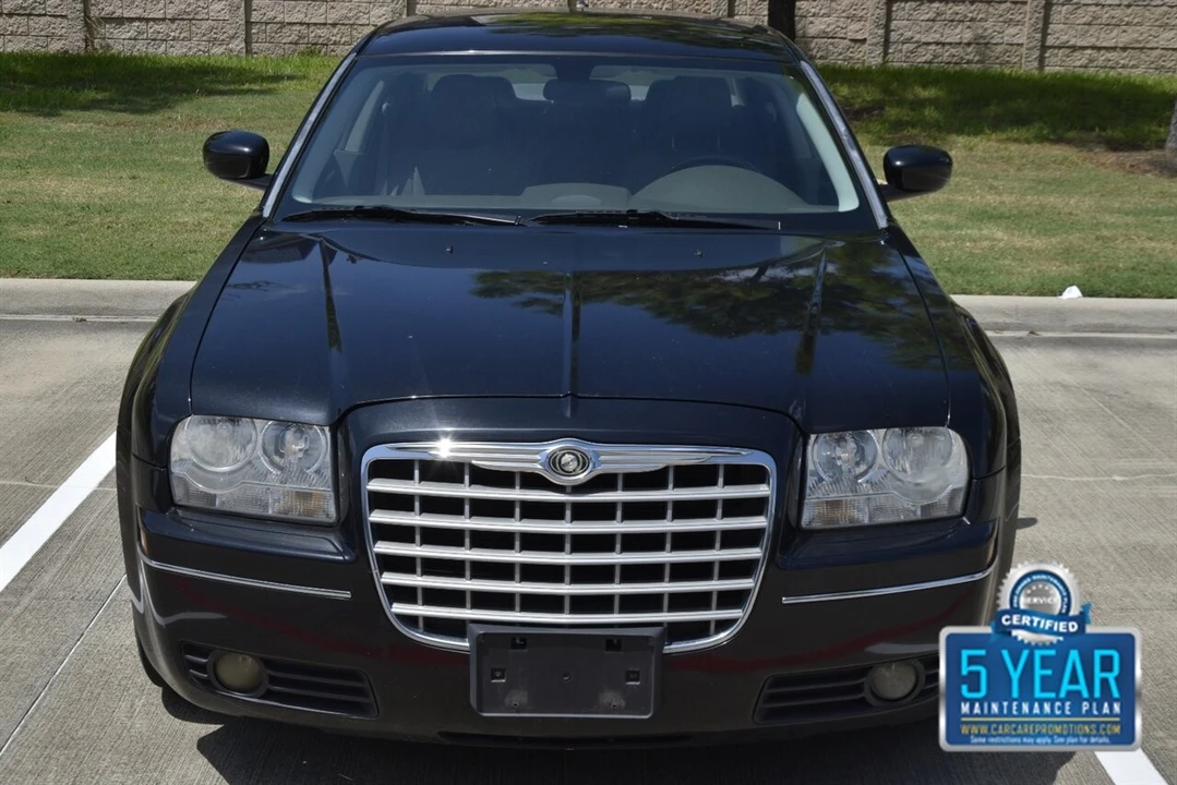 2008 Chrysler 300 (2005-2023) - Image 2 of 4