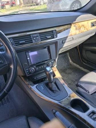 2008 BMW E93 335i Convertible - Image 2 of 17