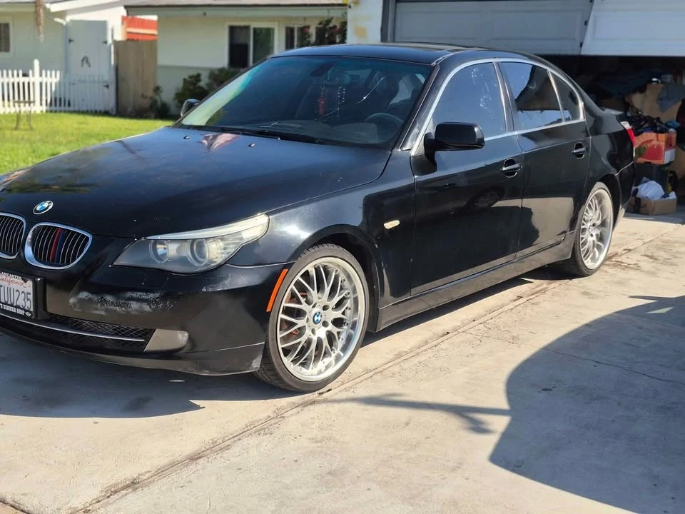 2008 BMW E60 5 Series Sedan - Image 2 of 7