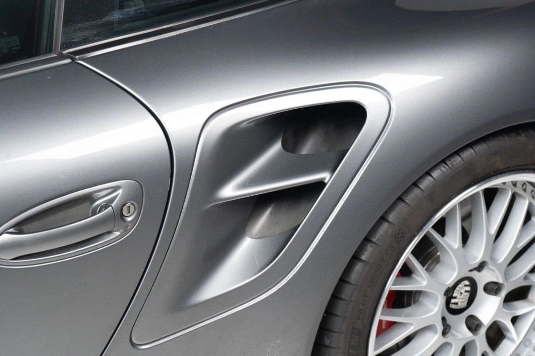 2008 Porsche 997 Turbo - Image 9 of 31