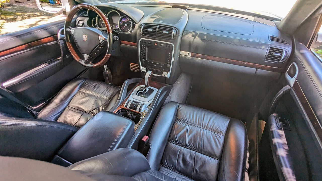 2008 Porsche 955/957 Cayenne Turbo - Image 8 of 14