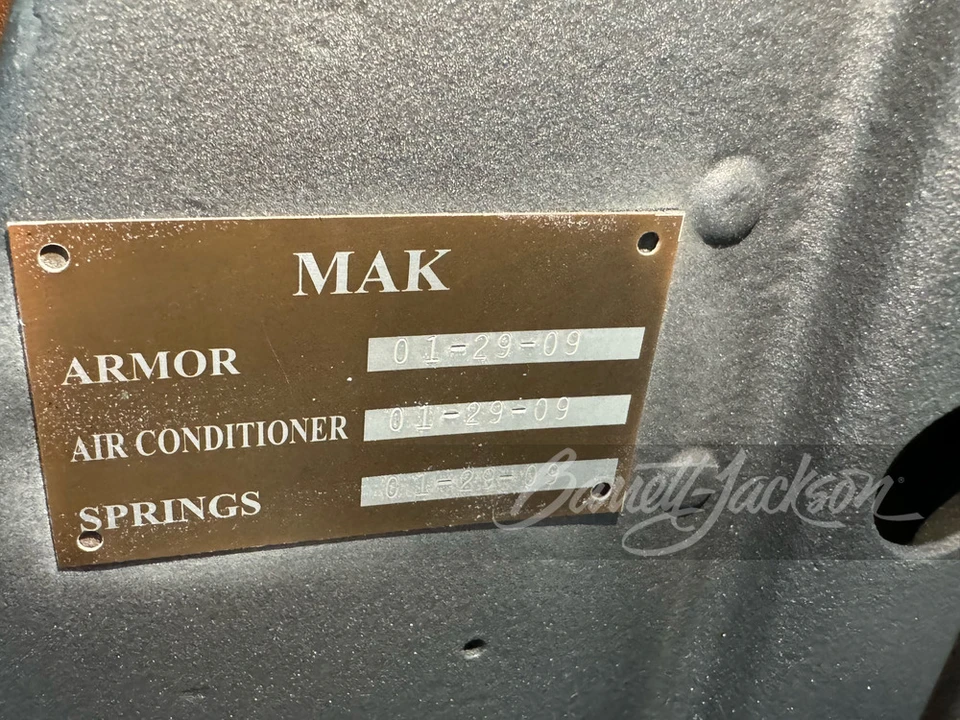 2008 AM General Hummer - Image 18 of 31