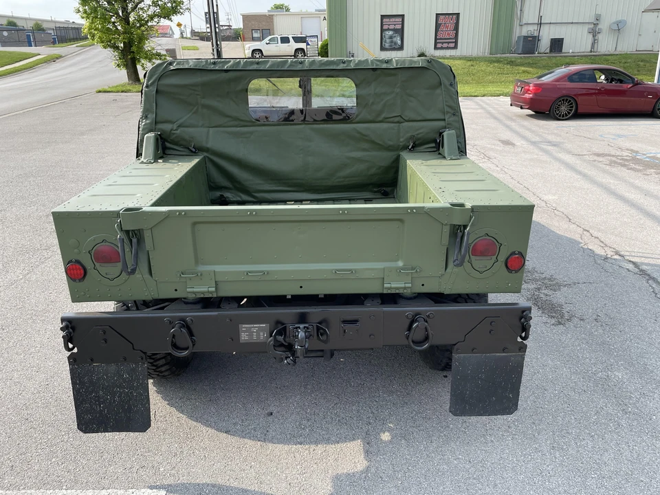 2008 AM General Hummer - Image 17 of 31