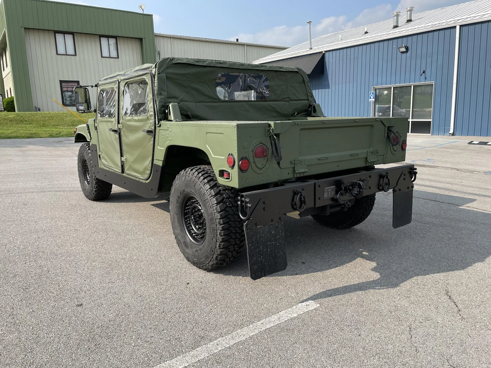 2008 AM General Hummer - Image 14 of 31