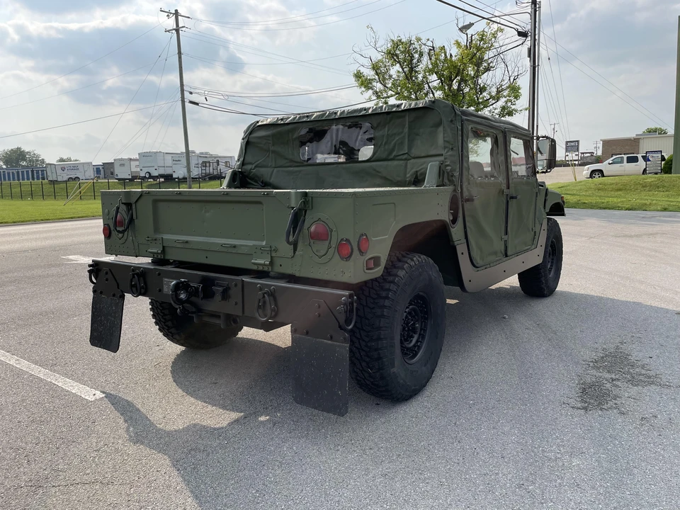 2008 AM General Hummer - Image 18 of 31