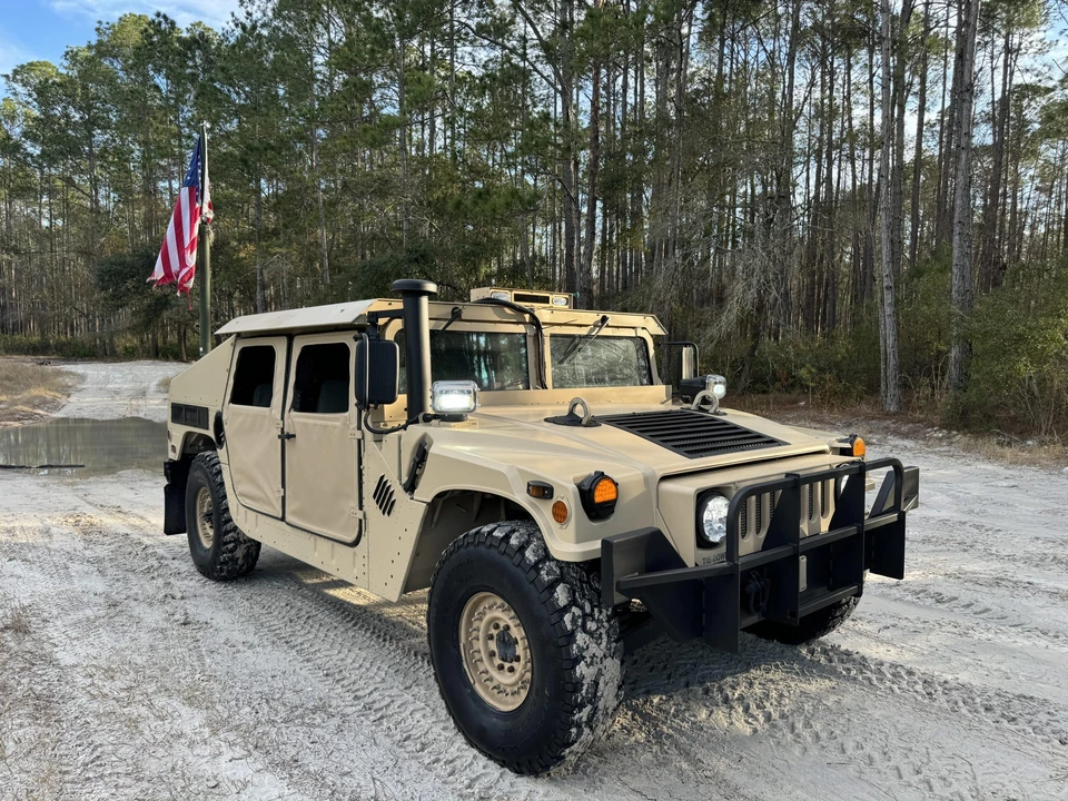 2008 Hummer HMMWV - Image 18 of 31