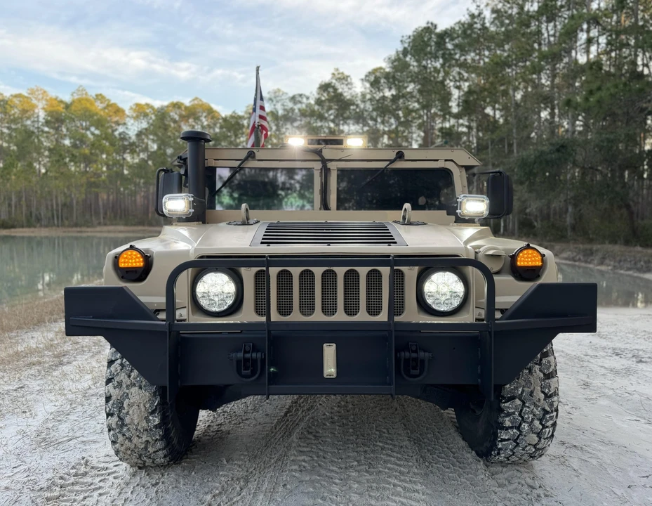 2008 Hummer HMMWV - Image 3 of 31