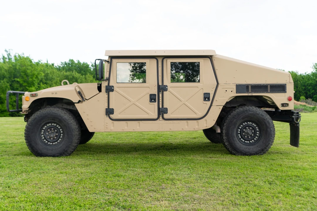 2008 Hummer HMMWV - Image 8 of 31