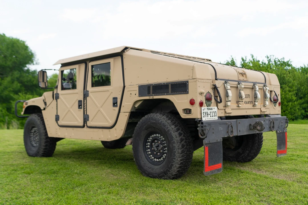 2008 Hummer HMMWV - Image 7 of 31