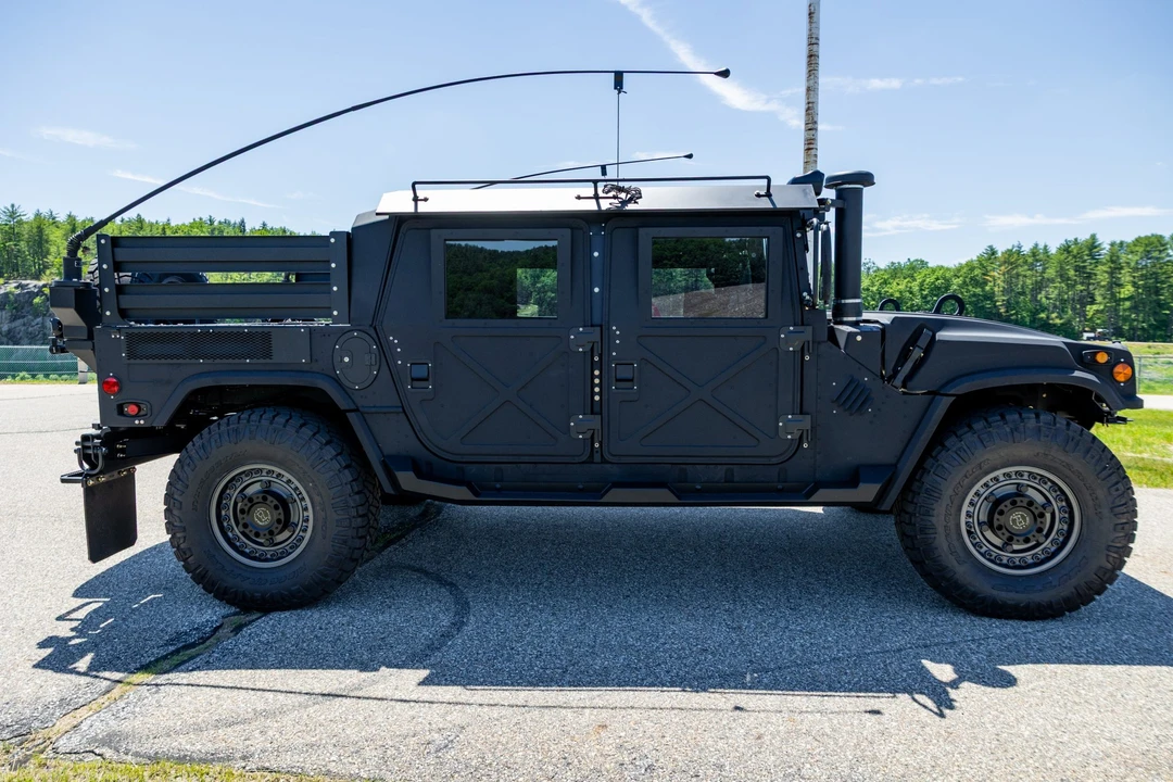 2008 Hummer HMMWV - Image 4 of 31