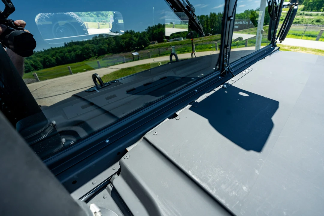 2008 Hummer HMMWV - Image 25 of 31