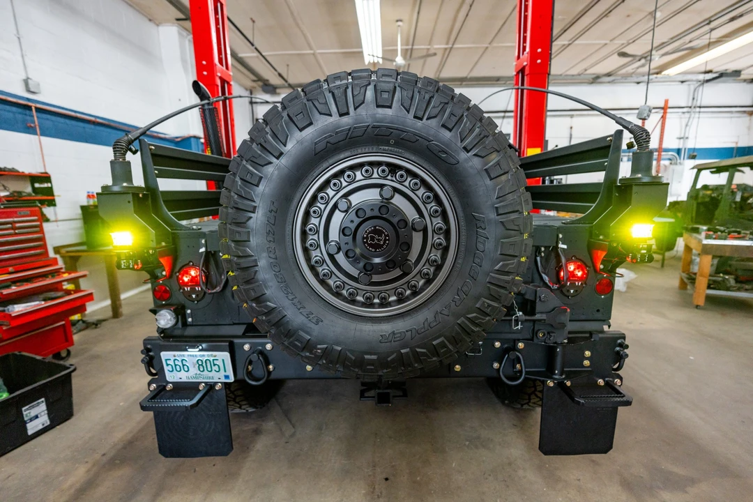 2008 Hummer HMMWV - Image 7 of 31