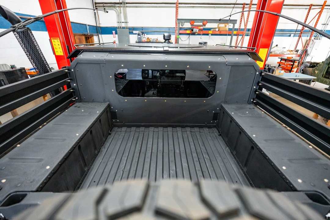 2008 Hummer HMMWV - Image 18 of 31