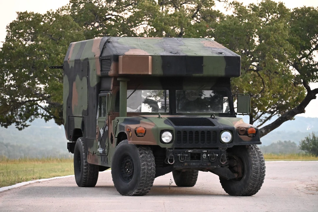 2008 Hummer HMMWV - Image 4 of 31