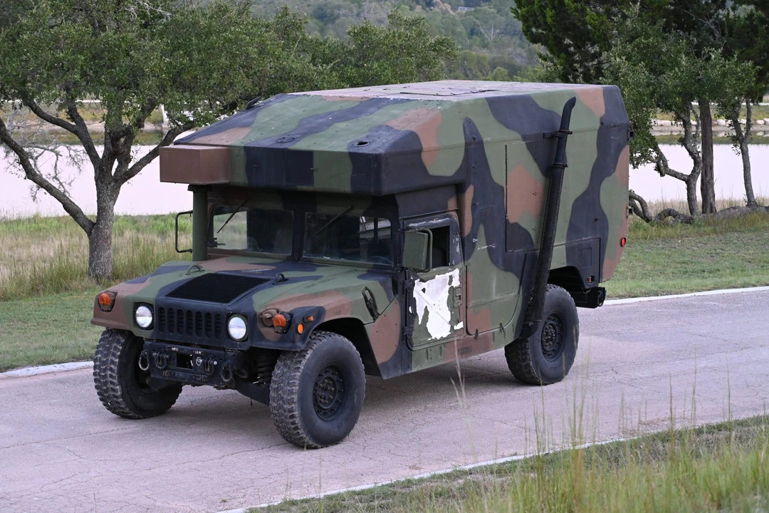 2008 Hummer HMMWV - Image 20 of 31