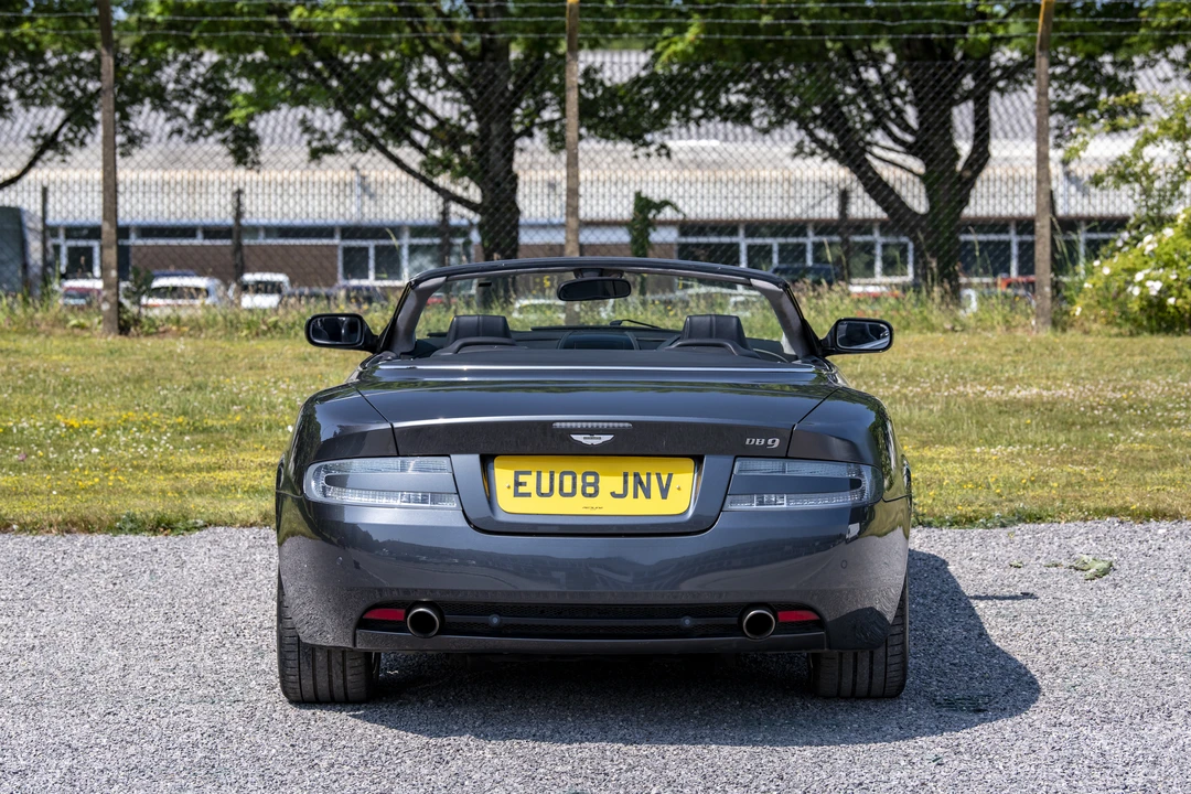 2005 Aston Martin DB9 - Image 7 of 31