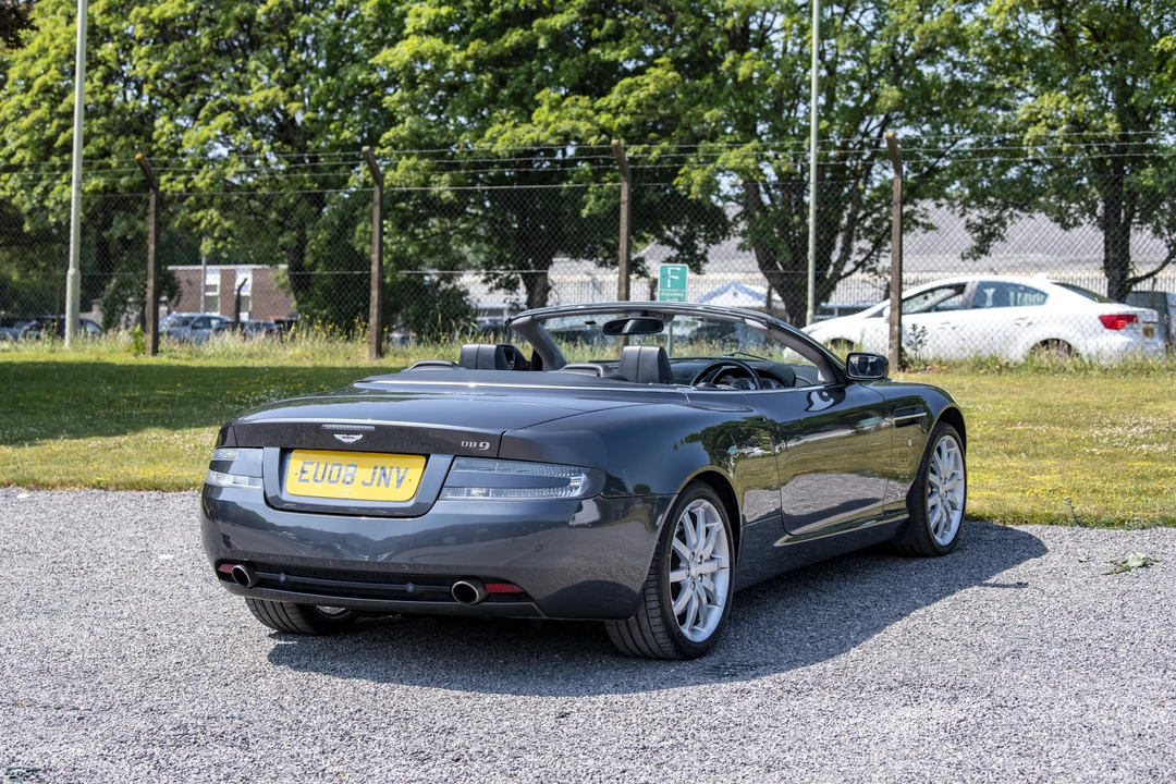 2005 Aston Martin DB9 - Image 8 of 31