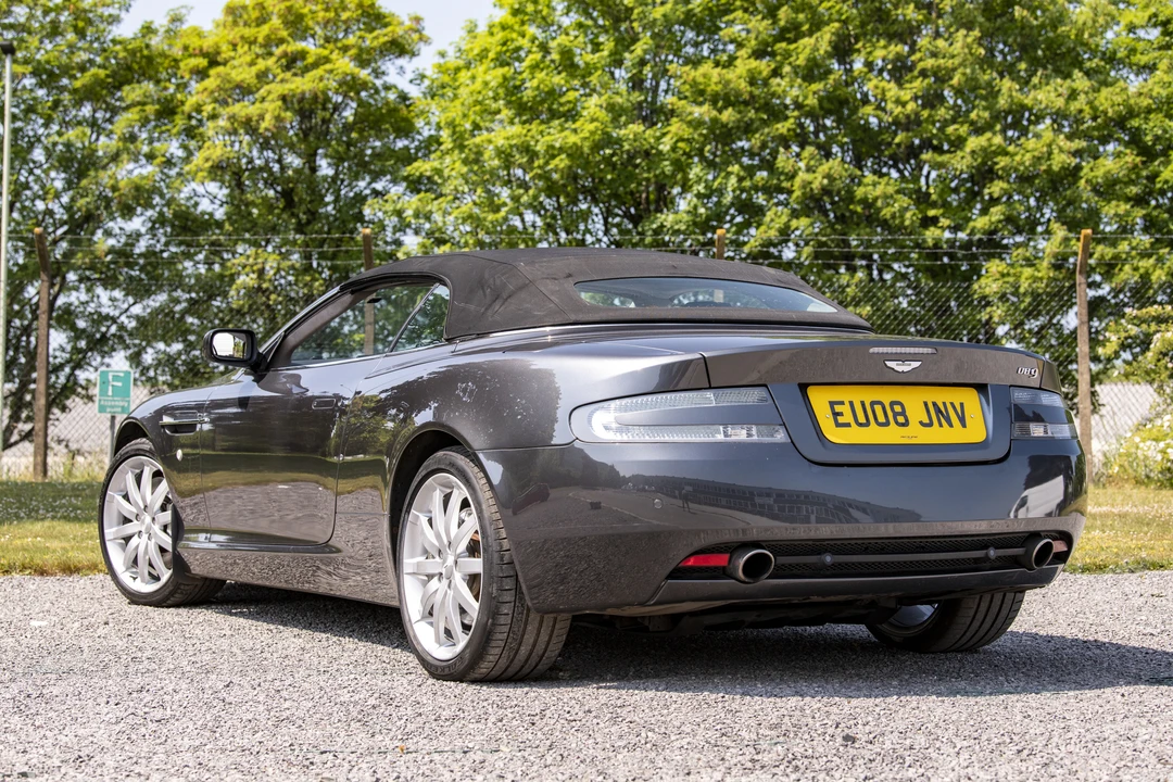 2005 Aston Martin DB9 - Image 15 of 31