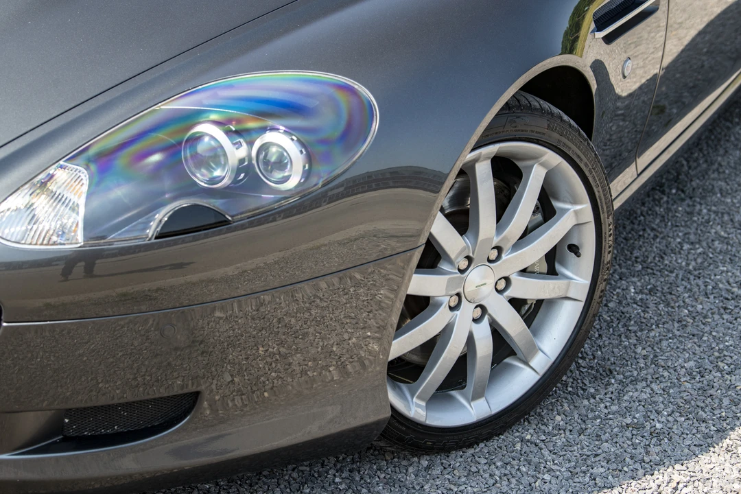 2005 Aston Martin DB9 - Image 23 of 31