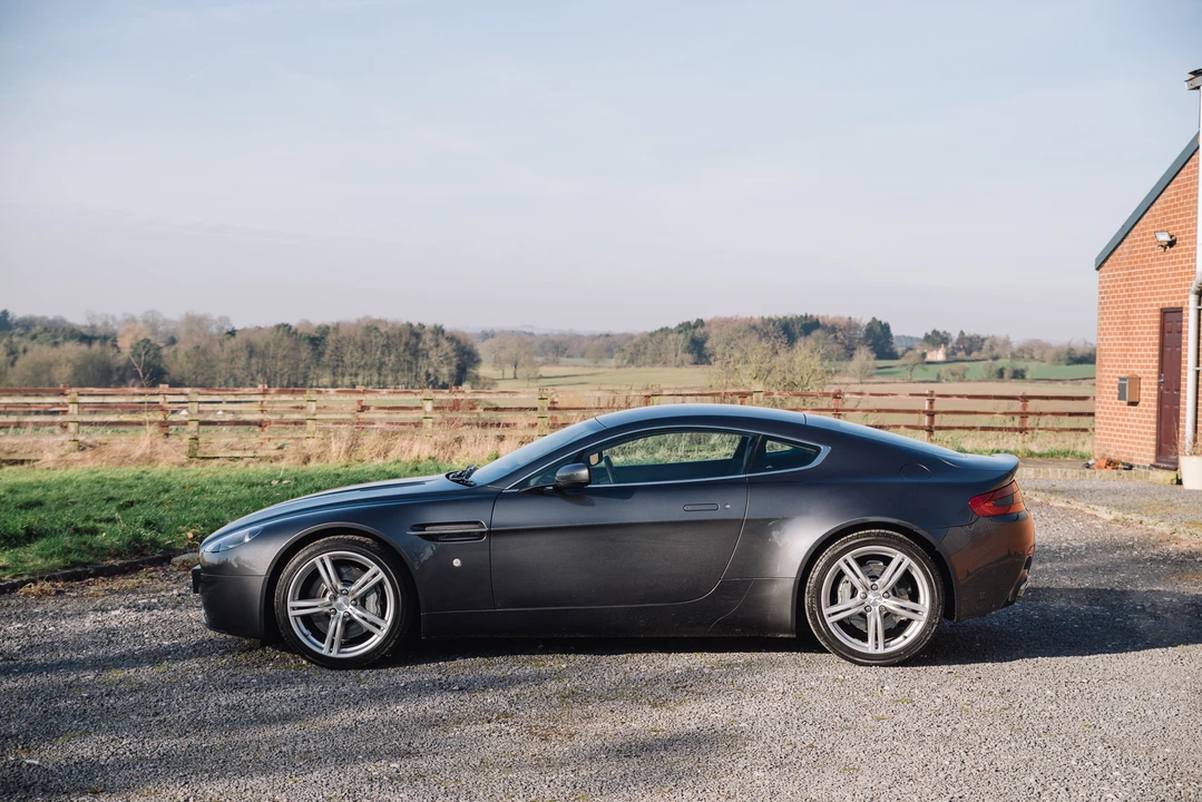 2008 Aston Martin V8 Vantage (2006-2017) - Image 5 of 31