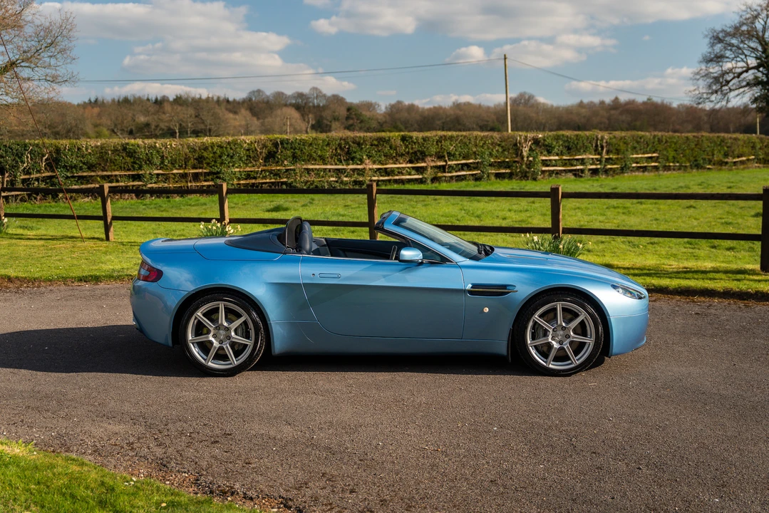 2008 Aston Martin V8 Vantage (2006-2017) - Image 21 of 31