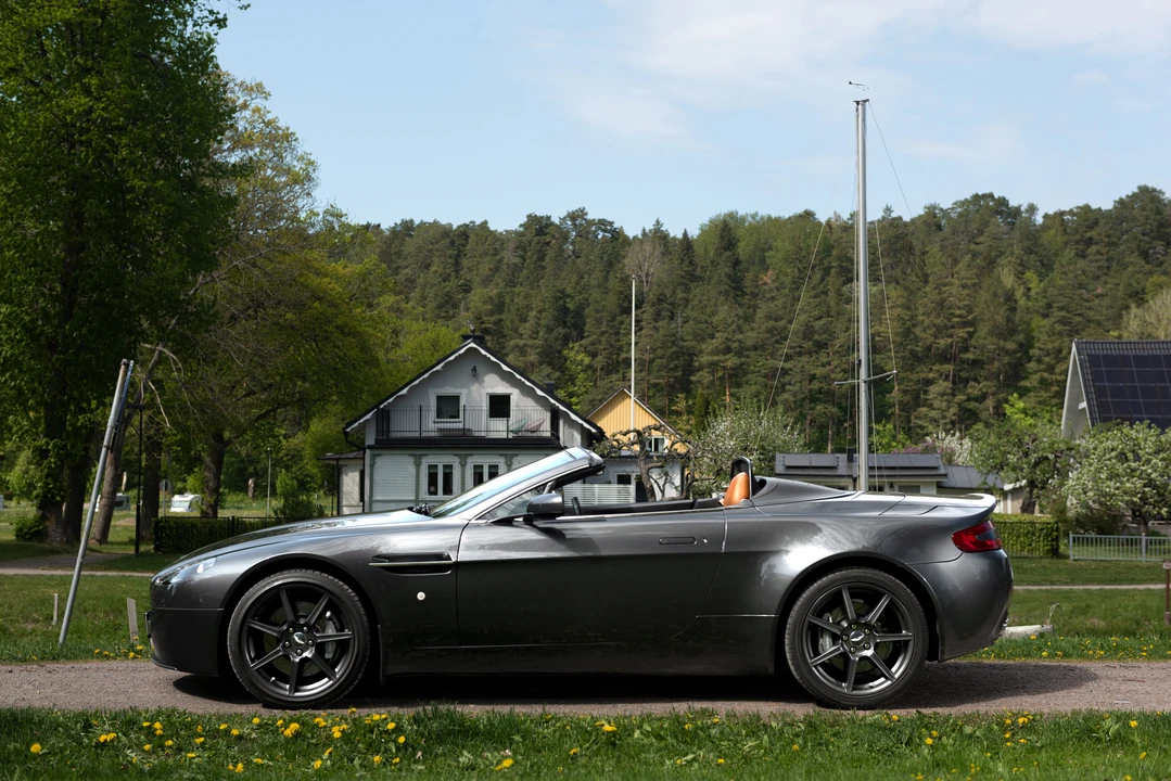 2008 Aston Martin V8 Vantage (2006-2017) - Image 9 of 31