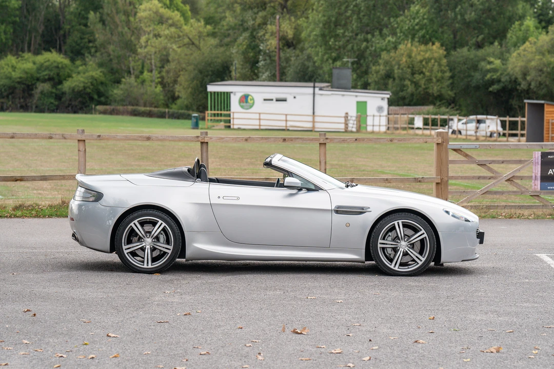 2008 Aston Martin V8 Vantage (2006-2017) - Image 17 of 31